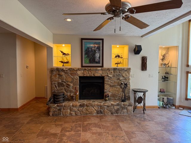 6483 N Private Road 310 W, Brazil, IN 47834