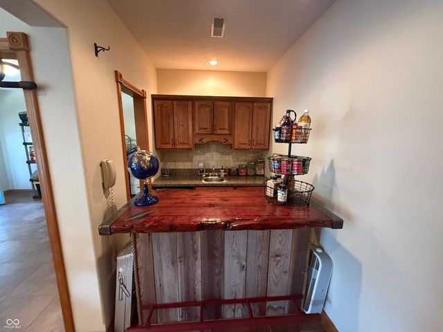 6483 N Private Road 310 W, Brazil, IN 47834