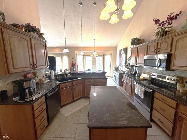 6483 N Private Road 310 W, Brazil, IN 47834