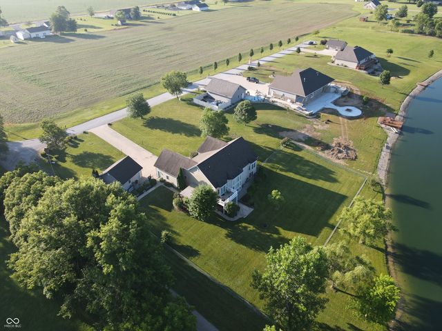 6483 N Private Road 310 W, Brazil, IN 47834