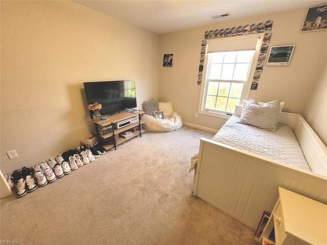 512 Fieldstone Glen WAY, Virginia Beach, VA 23454