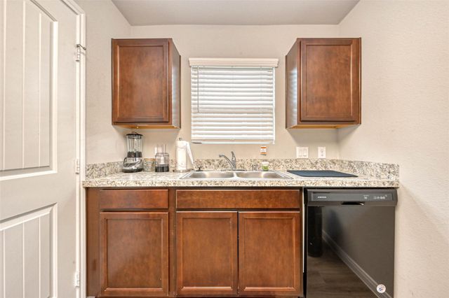 9722 Cargill Street, Houston, TX 77029