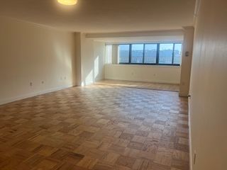 9 Hawthorne Place 14N, Boston, MA 02114