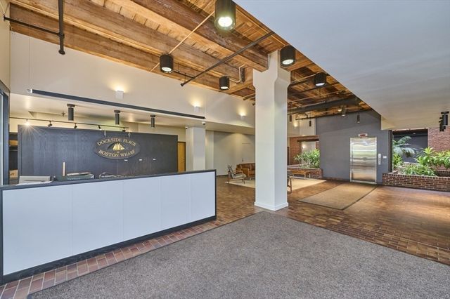 33 Sleeper Street 603, Boston, MA 02210