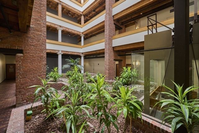33 Sleeper Street 603, Boston, MA 02210