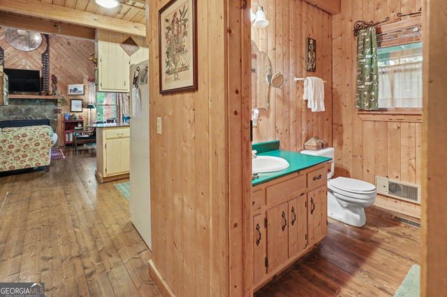 486 Barn Inn Road, Lakemont, GA 30552