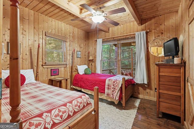 486 Barn Inn Road, Lakemont, GA 30552