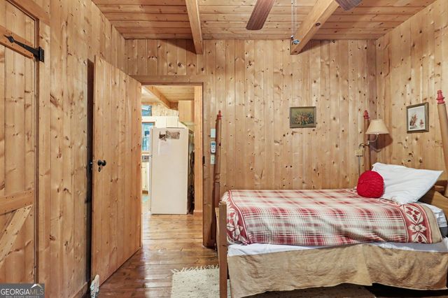 486 Barn Inn Road, Lakemont, GA 30552