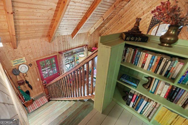 486 Barn Inn Road, Lakemont, GA 30552