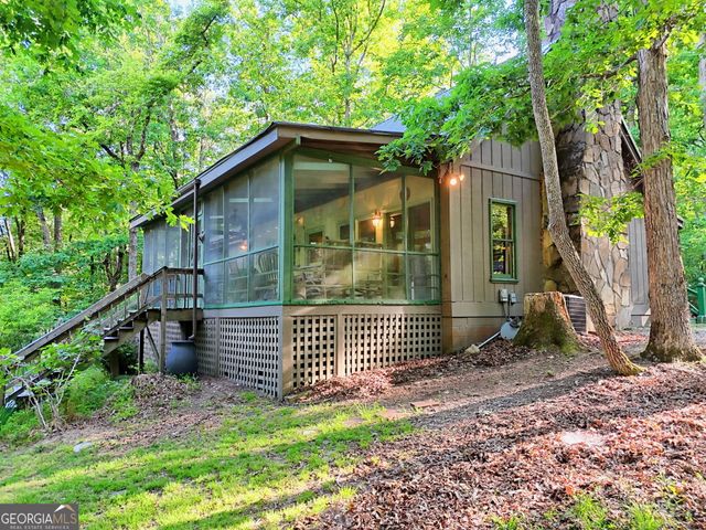 486 Barn Inn Road, Lakemont, GA 30552