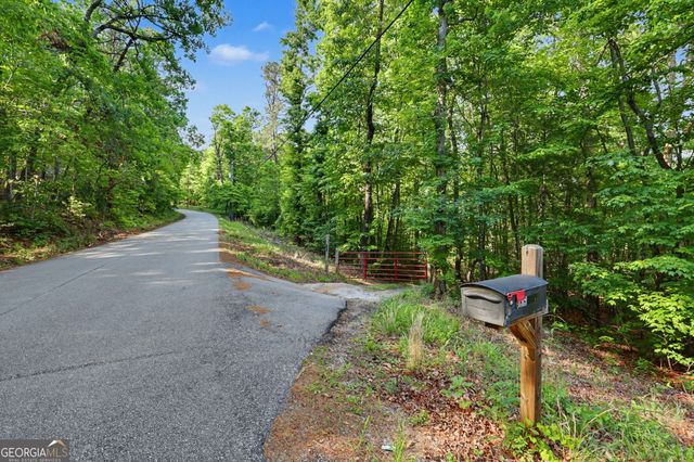 486 Barn Inn Road, Lakemont, GA 30552