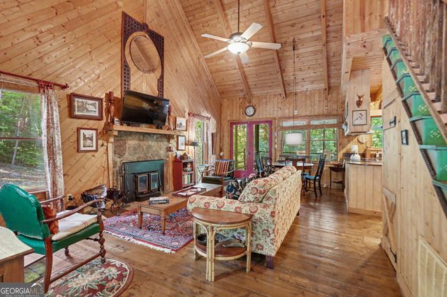 486 Barn Inn Road, Lakemont, GA 30552