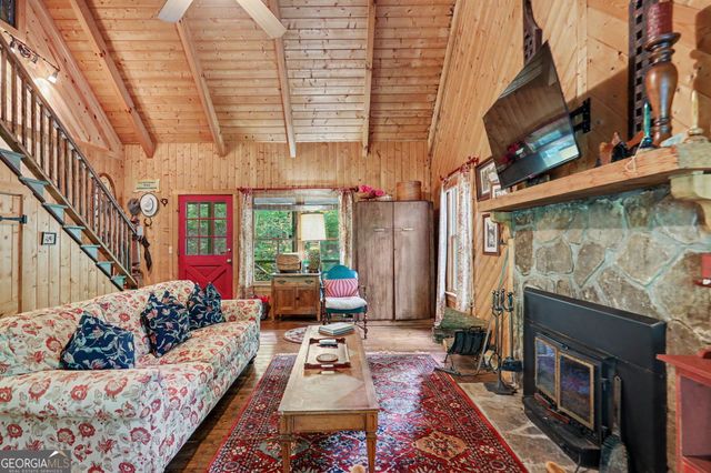 486 Barn Inn Road, Lakemont, GA 30552