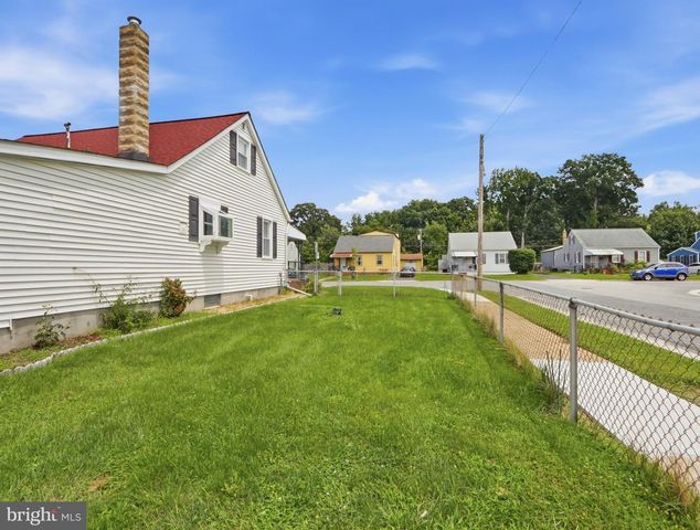 1506 DELVALE, Dundalk, MD 21222