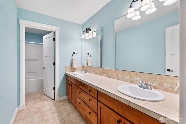 7728 213th Avenue SE, Snohomish, WA 98290