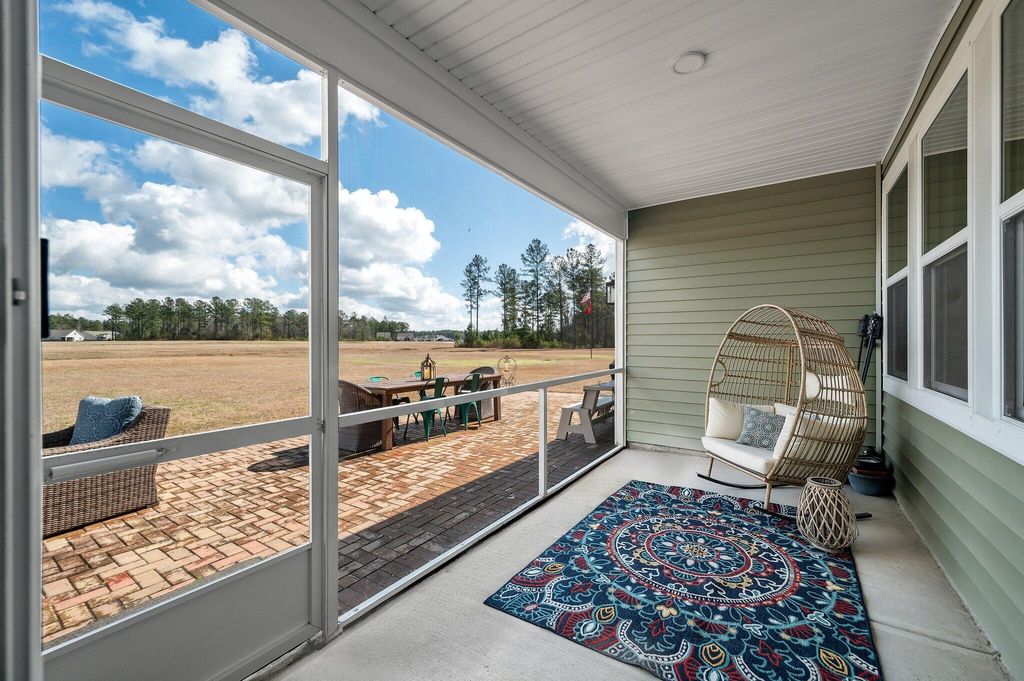 Image 12 of property listing at 240 Silver Creek Drive, Huger, SC 29450