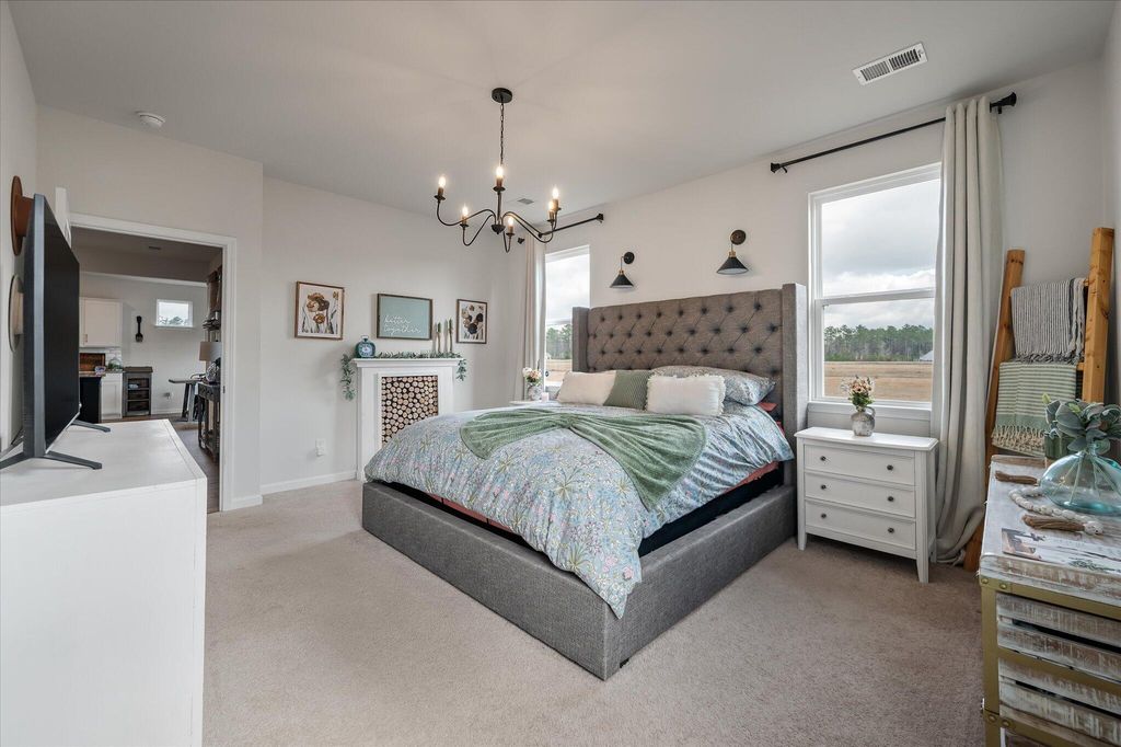 Image 14 of property listing at 240 Silver Creek Drive, Huger, SC 29450