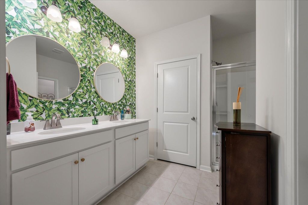 Image 15 of property listing at 240 Silver Creek Drive, Huger, SC 29450