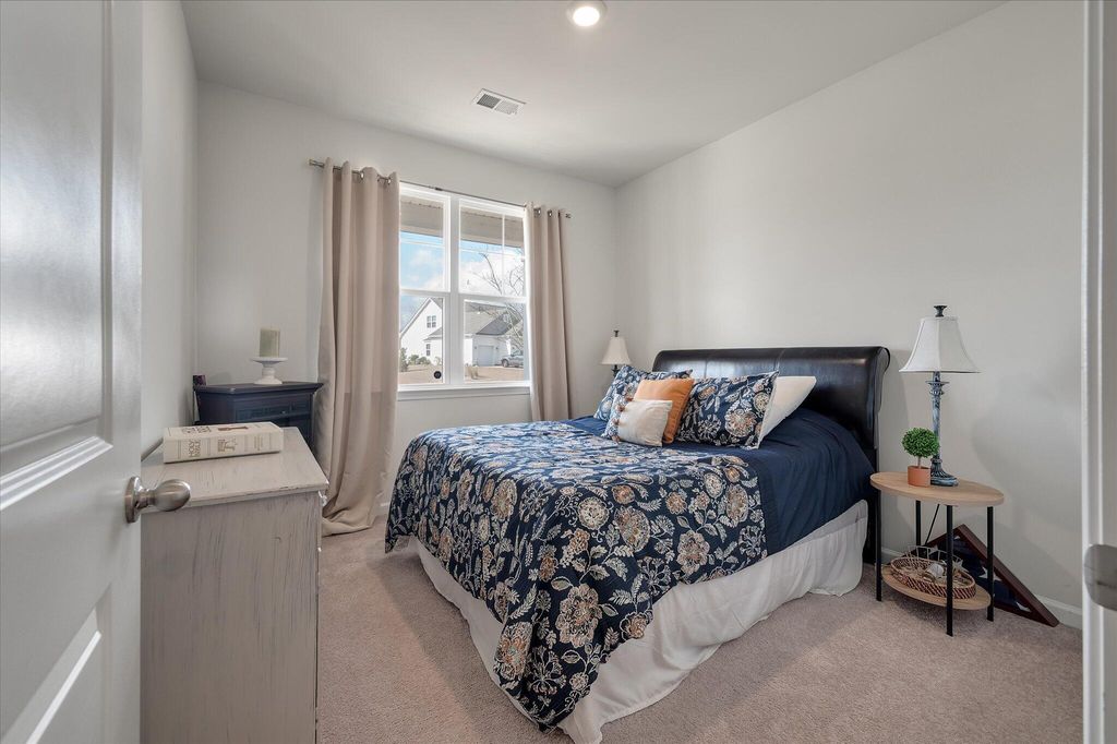 Image 17 of property listing at 240 Silver Creek Drive, Huger, SC 29450