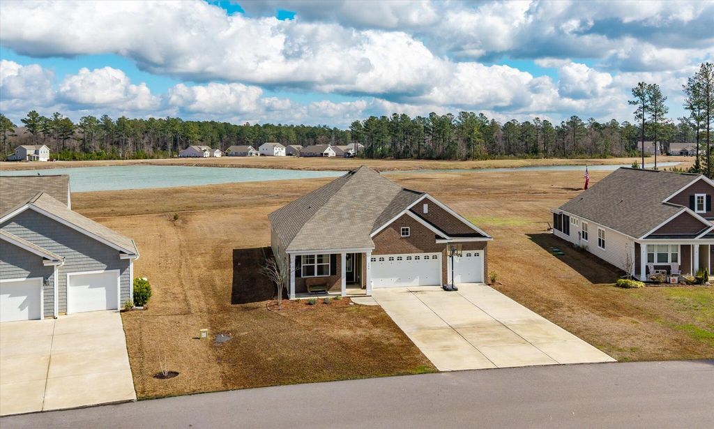 Image 2 of property listing at 240 Silver Creek Drive, Huger, SC 29450