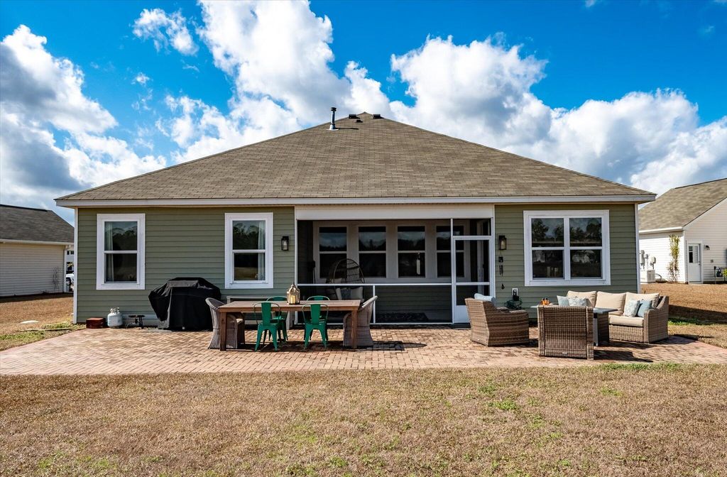 Image 21 of property listing at 240 Silver Creek Drive, Huger, SC 29450