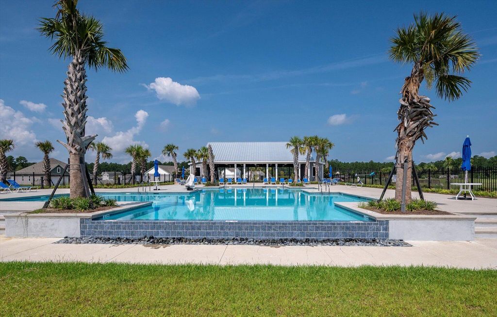 Image 25 of property listing at 240 Silver Creek Drive, Huger, SC 29450