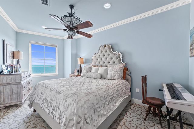 10327 Termini San Luis Pass Road 7PH1, Galveston, TX 77554