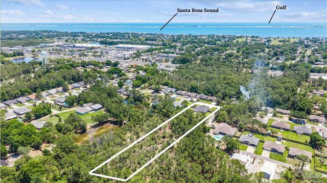 3644 Quail Run Rd, Gulf Breeze, FL 32563