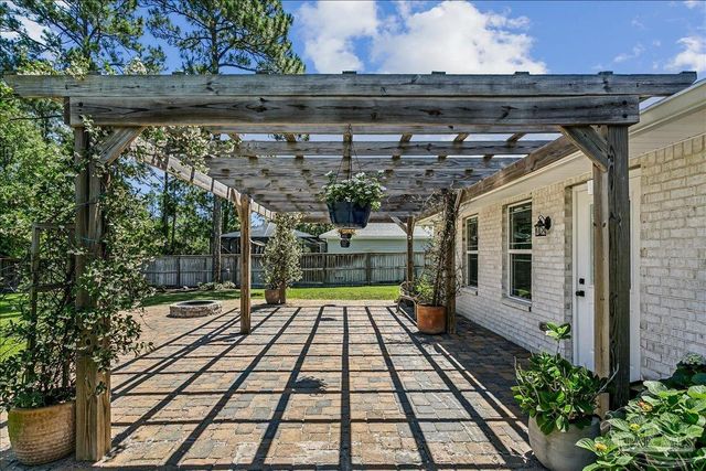 3644 Quail Run Rd, Gulf Breeze, FL 32563