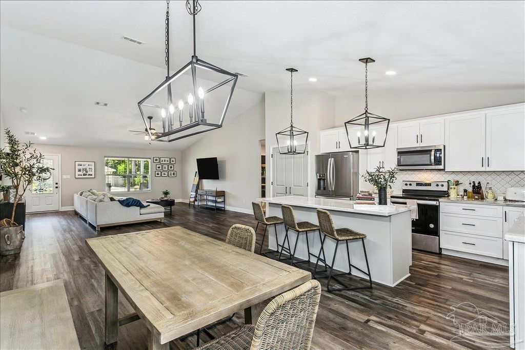 3644 Quail Run Rd, Gulf Breeze, FL 32563