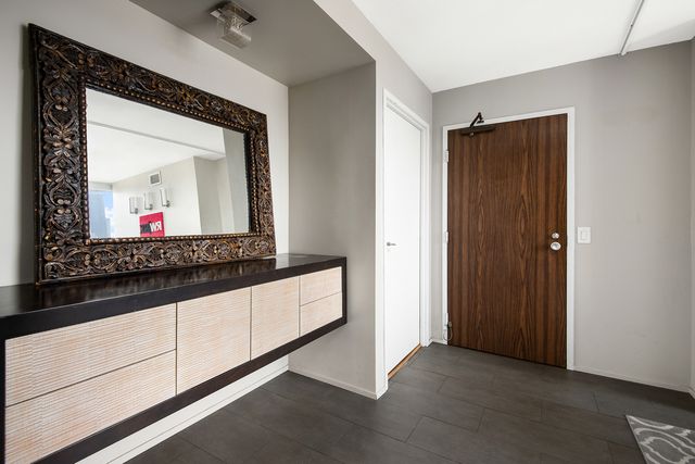 1555 N Dearborn Parkway 25E, Chicago, IL 60610