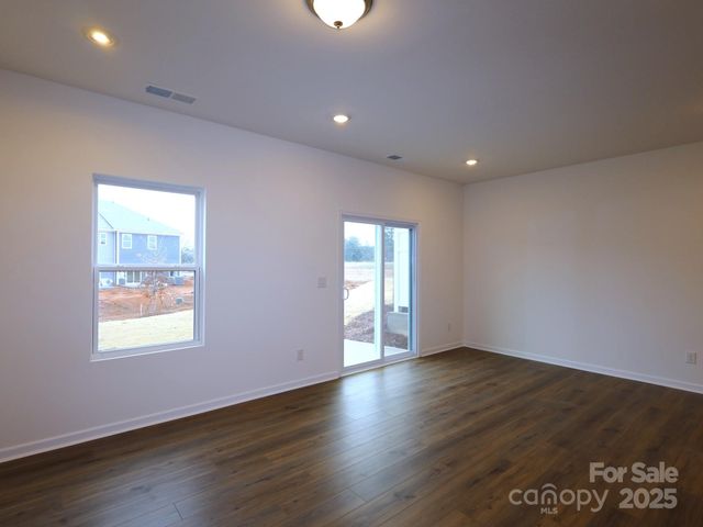 761 Lock Haven Drive NW, Concord, NC 28027