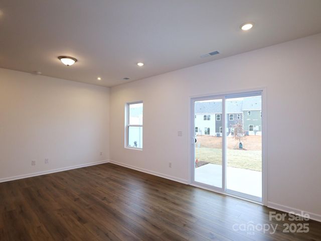 761 Lock Haven Drive NW, Concord, NC 28027