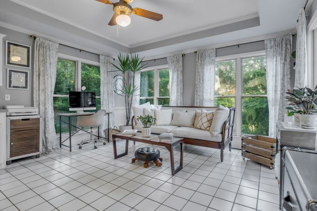 826 Evansdale Dr, Nashville, TN 37220