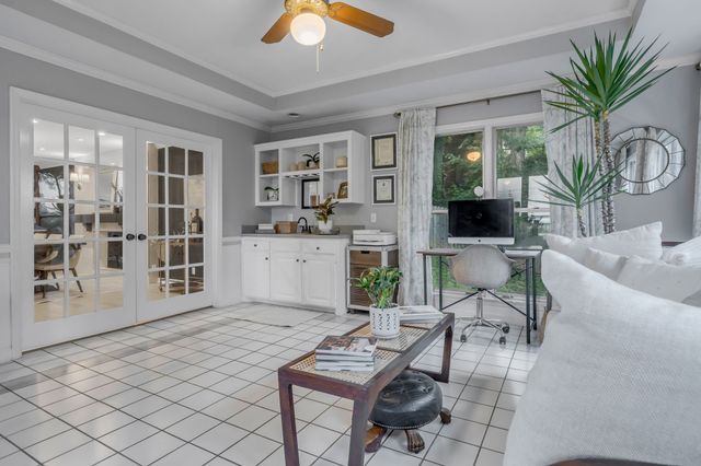 826 Evansdale Dr, Nashville, TN 37220