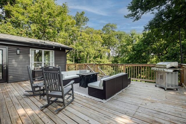 826 Evansdale Dr, Nashville, TN 37220
