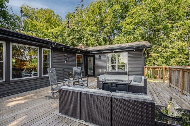 826 Evansdale Dr, Nashville, TN 37220