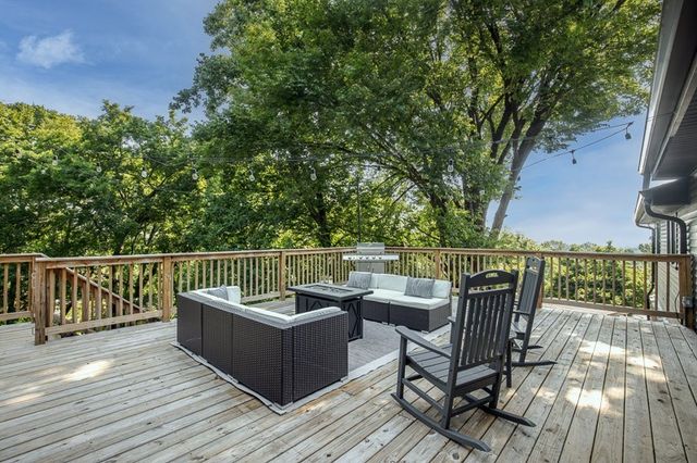 826 Evansdale Dr, Nashville, TN 37220
