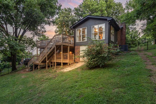 826 Evansdale Dr, Nashville, TN 37220