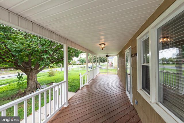 14704 FEATHERSTONE RD, Woodbridge, VA 22191