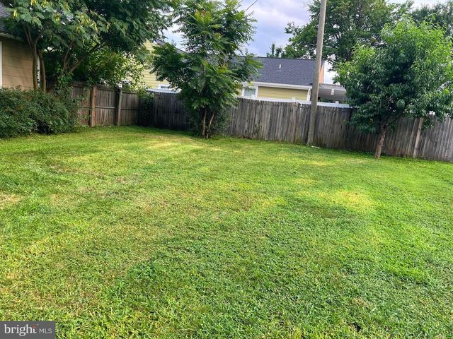 14704 FEATHERSTONE RD, Woodbridge, VA 22191
