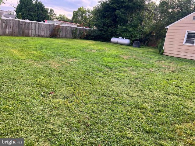 14704 FEATHERSTONE RD, Woodbridge, VA 22191