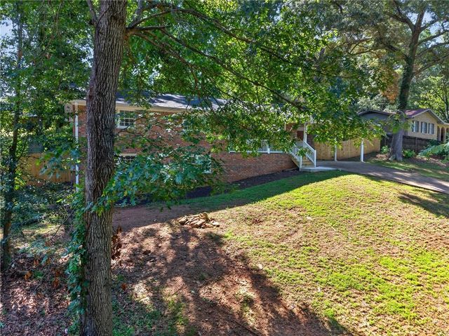 3670 Windy Hill Drive, Gainesville, GA 30504