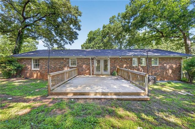 3670 Windy Hill Drive, Gainesville, GA 30504