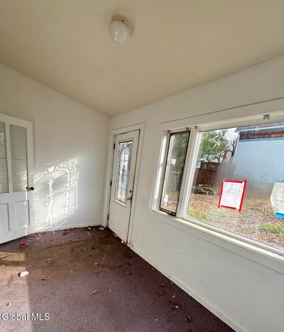 37 Pleasant Street, Voorheesville, NY 12186