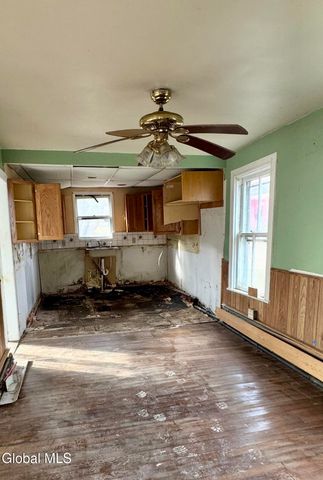 37 Pleasant Street, Voorheesville, NY 12186