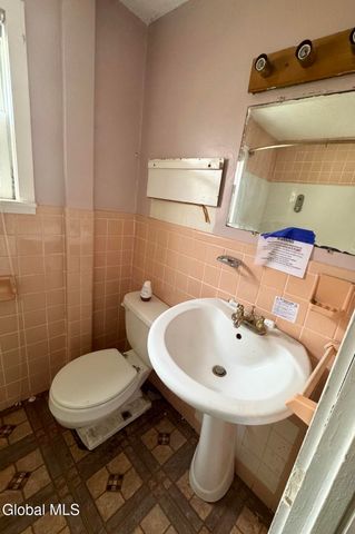 37 Pleasant Street, Voorheesville, NY 12186