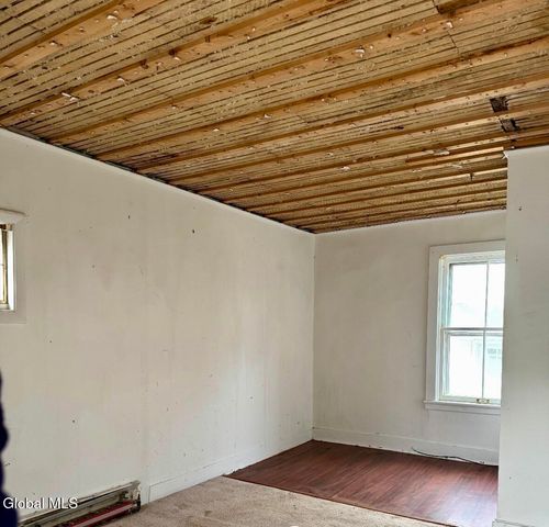 37 Pleasant Street, Voorheesville, NY 12186