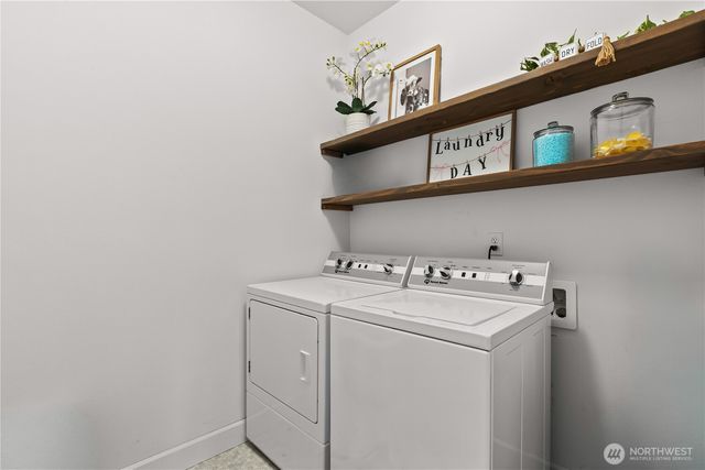 517 Cope Street SW, Orting, WA 98360