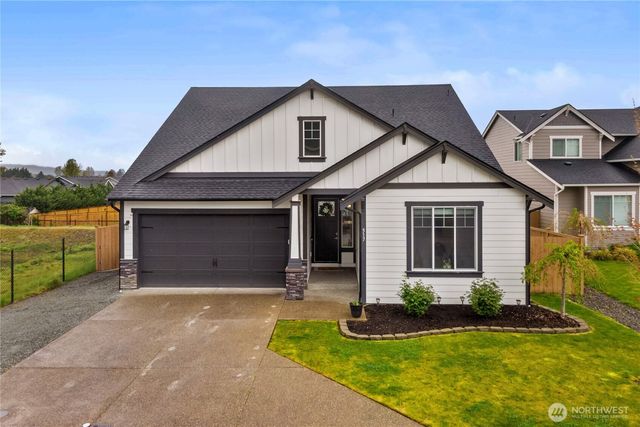 517 Cope Street SW, Orting, WA 98360